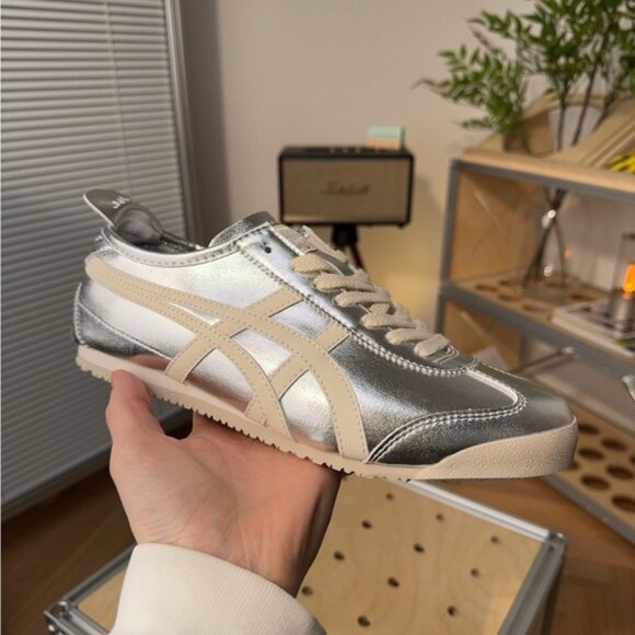 Asics Onitsuka Tiger Mexico 66 Silver Off White - Picture 2 of 9